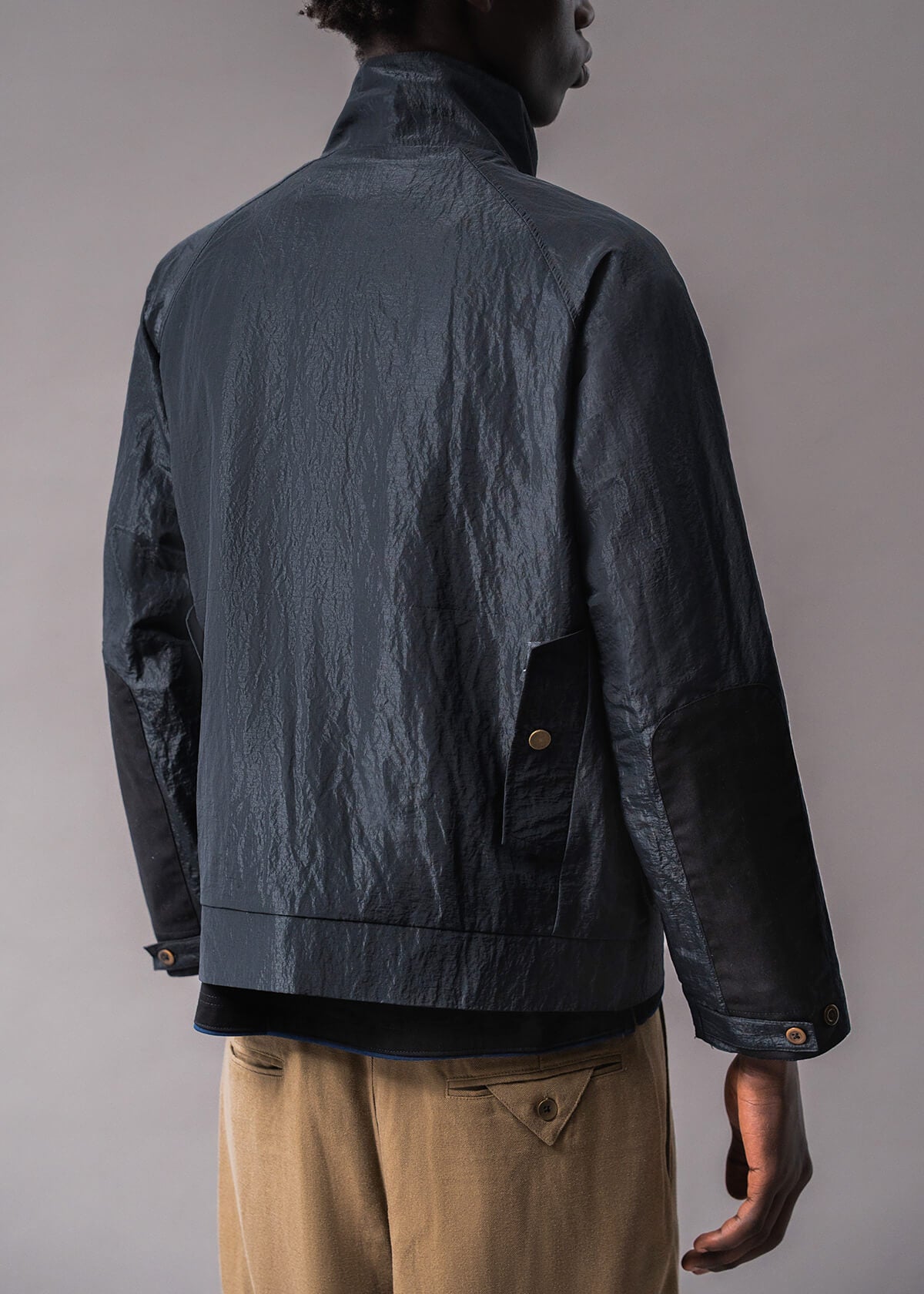 Bareknuckle Shell Black