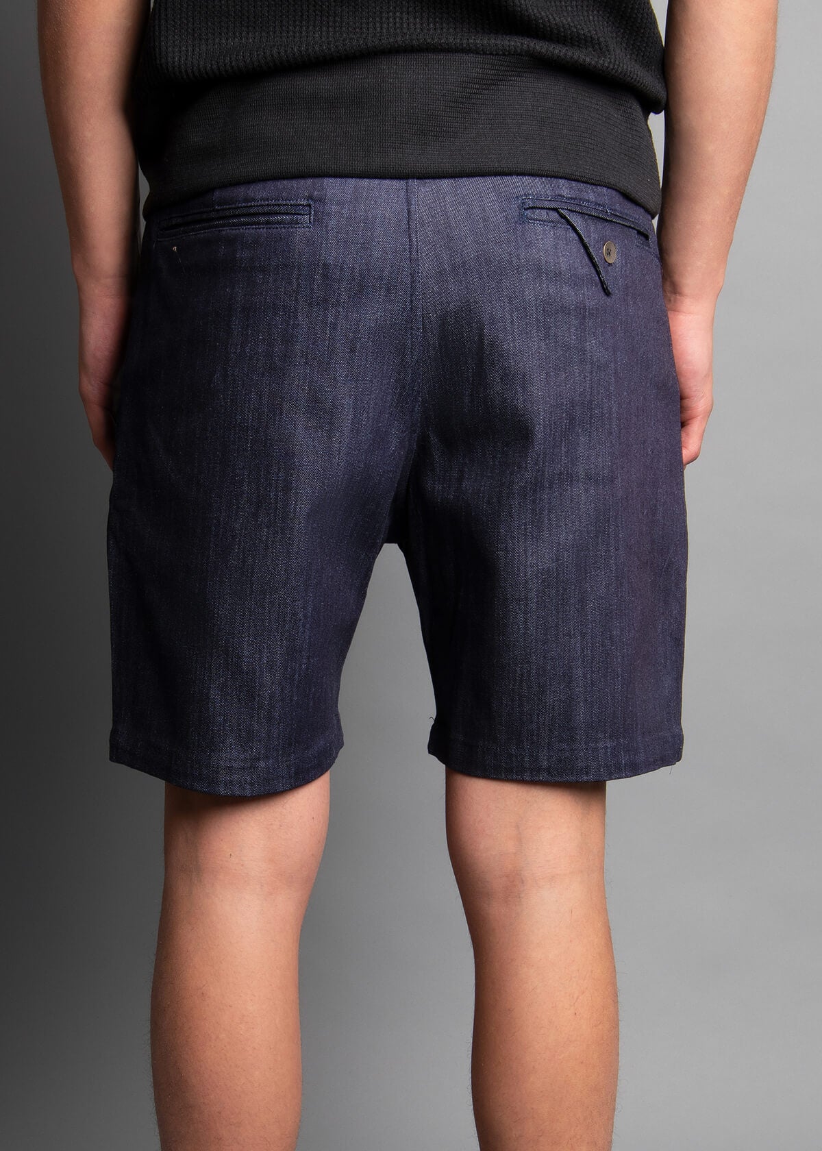 DARK DENIM #4 SHORT